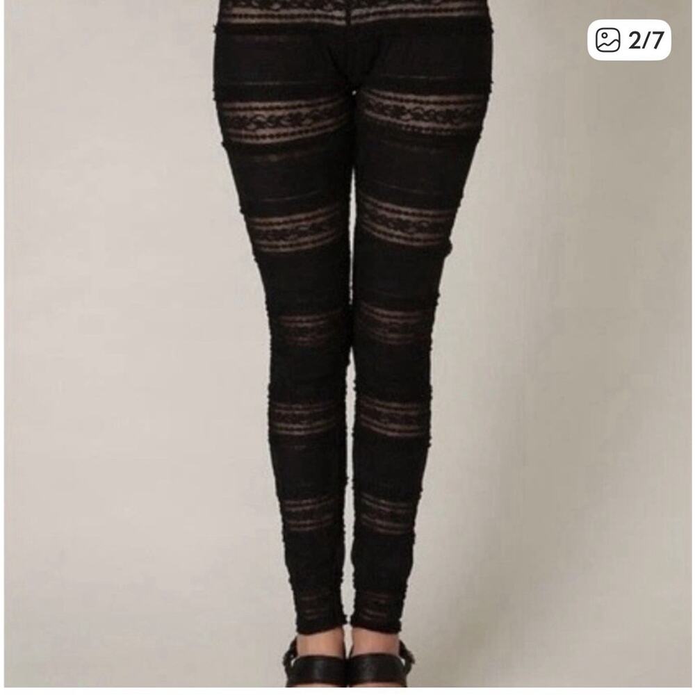 Free People Mesh Tiered Lace Ruffled Leggings Med. Whimsical Victorian Boho Goth - Picture 3 of 11